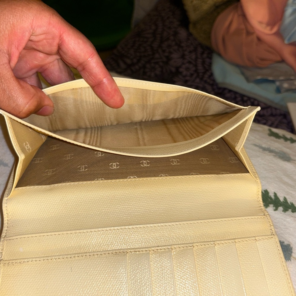 Chanel Coco Button Wallet - image 7